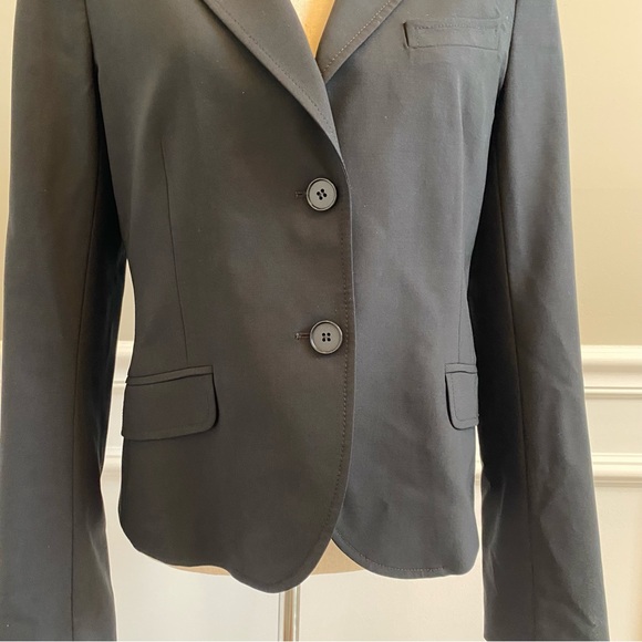 THEORY Single Breasted Two Button Cropped Blazer Jacket in Black Size 10 - Picture 2 of 9